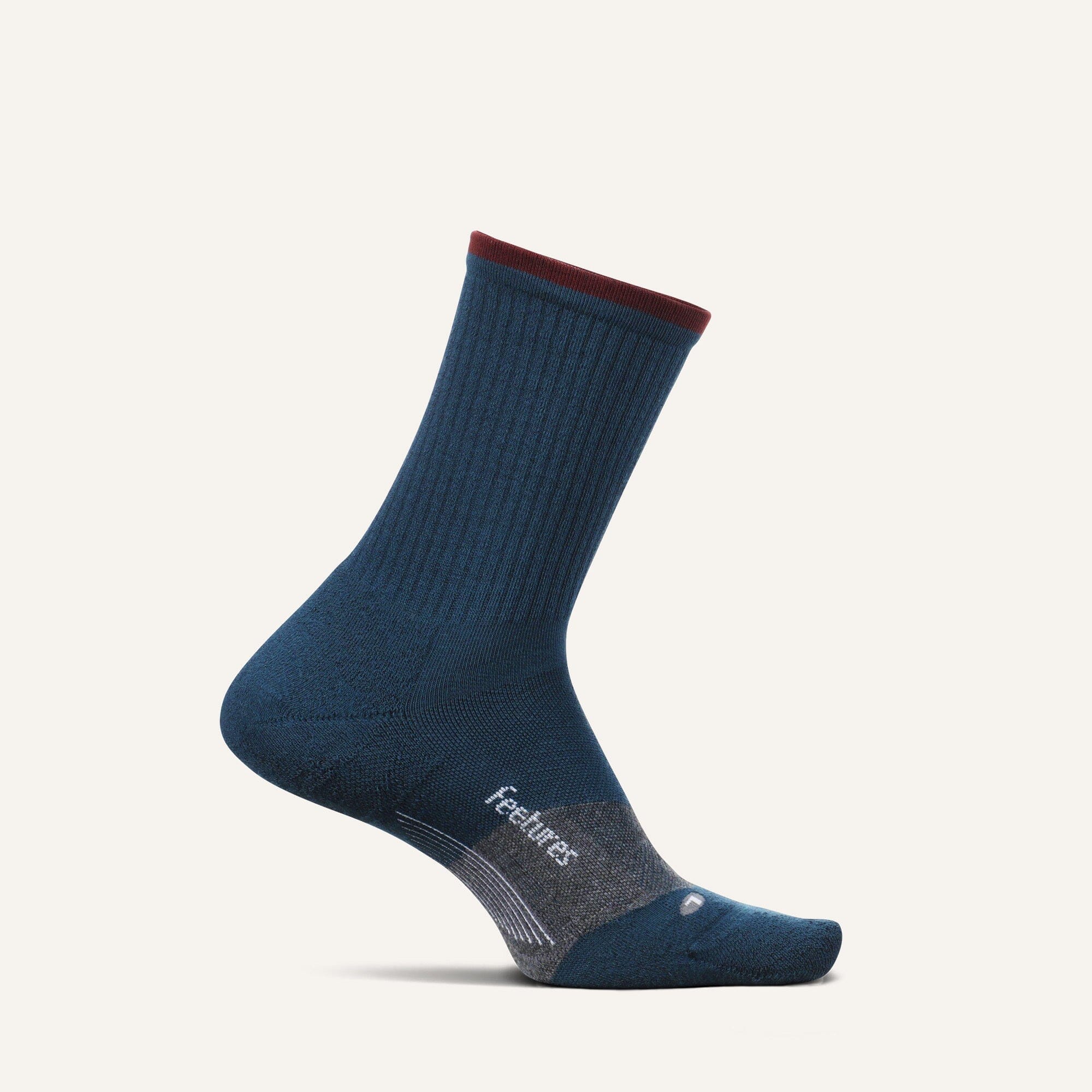 Feetures Trail Max Cushion Mini Crew Socks French Navy Small 